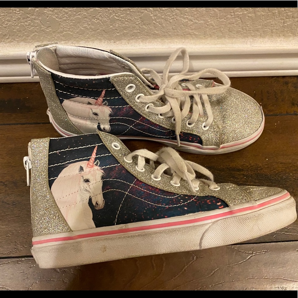 Girls unicorn Vans size 3